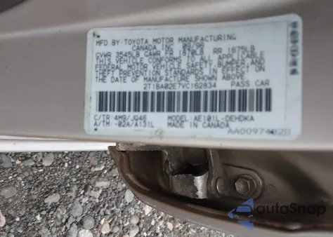 1997 Toyota Corolla Std из США, поврежденный, VIN 2T1BA02E7VC162834